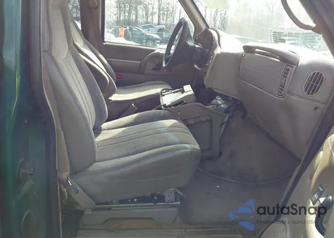 2000 Chevrolet Astro from USA, damaged, VIN 1GNDM19W0YB146487